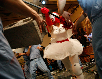 Kaiju in 3-D Battel Photo