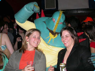 Slo Feng Loves the Ladies